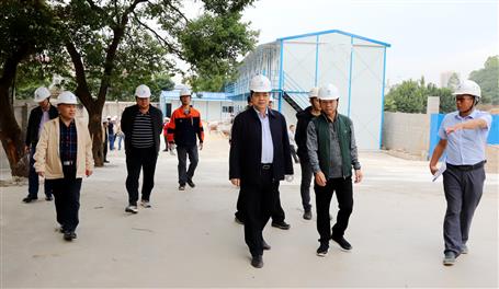 ���̽����в߻�  ��Ŀ����Ҫ�Ż�