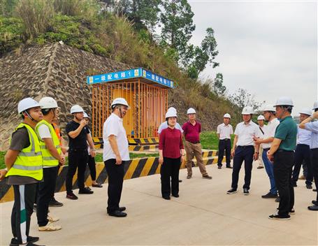 �ӳ��˵����ӡ�ʱ���㳡��Ŀ�����ڣ�����ָ��