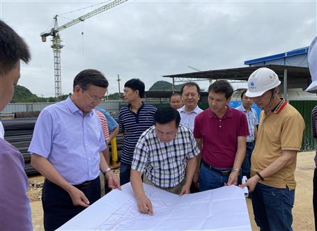 �츻ͥ���ڶ��ֹ�˾�н���Ŀ����